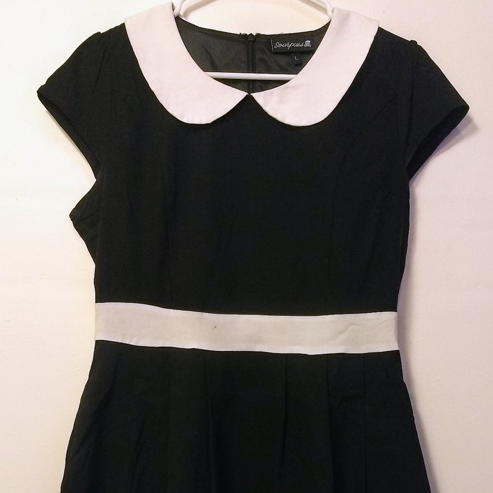 Sourpuss B&W Dress Peter Pan Collar Spider print